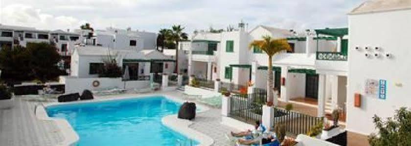 Apartamentos Las Acacias Puerto del Carmen  Exterior photo